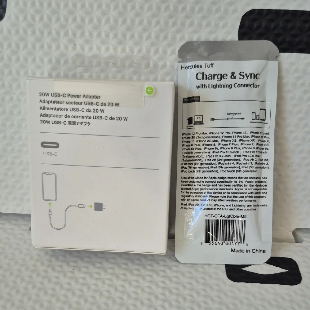 NWOT - Apple White USB-C 20W Power Adapter and Lightning Cable